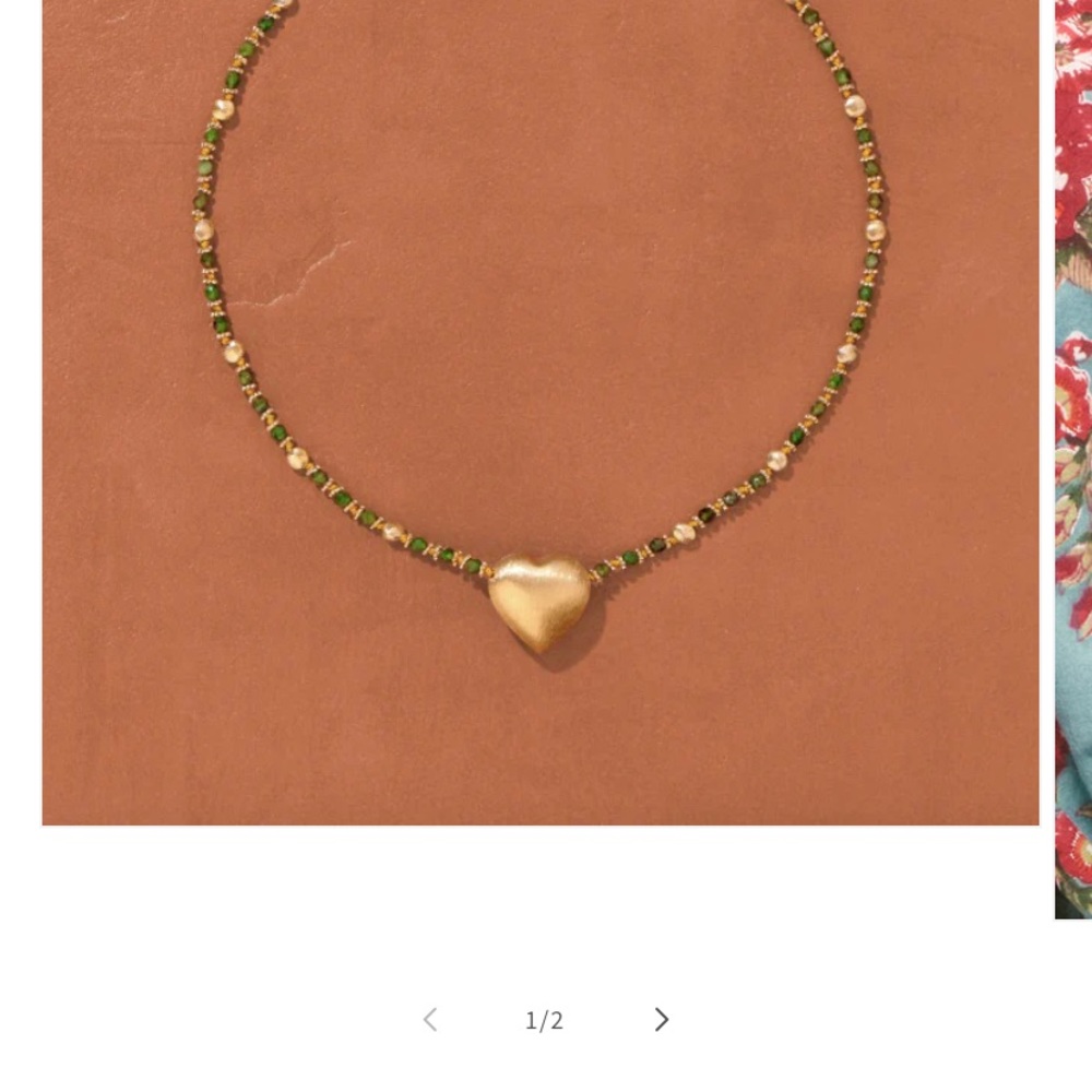 Chic Gold and Green Beaded Heart Necklace